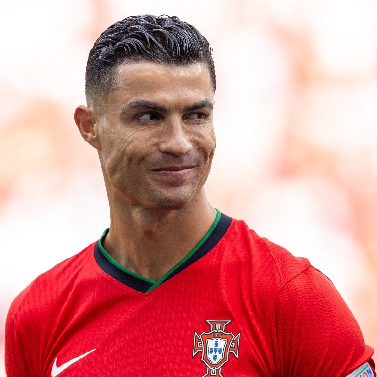 BarcaDepressaoo's tweet photo. Amanhã o Penaldo vai fazer um gol de pênalti contra o Uzbequistão e vai sair gritando e girando no ar como se tivesse marcado o gol do título da Copa e isso vai ser lindo

Me arrepio todo só de imaginar aqui https://t.co/Fu7fCYGkKY