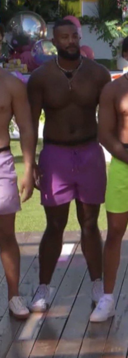 aydot25's tweet photo. One of the casa boys 😭#loveislandUSA https://t.co/ExT9ORx6WF