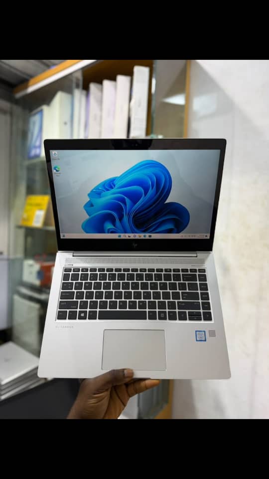 Betta_Gadgets's tweet photo. HP ELITEBOOK 1040 G4 256GB SSD 8GB RAM CORE I7 7TH GEN TOUCHSCREEN - ₦350k

.

.

.

Pharrell Williams, Brace &amp; Lisandro Martinez in 18 World Cup, I KNOW WHO I BE for #worldcuplive
I ❤️ Solana, Web3, Crypto, Forex &amp; Bitcoin.
Gaming Laptop Dealer in Nigeria https://t.co/rkgobsq1Jd