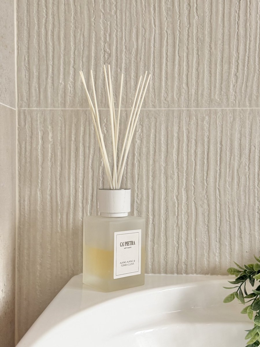 TheTapEndDesign's tweet photo. Tiles glorious tiles, oh how we love you 🥰 

#Tiles 
#TileInspo 
#TileInspiration https://t.co/2CYsgtXOQK