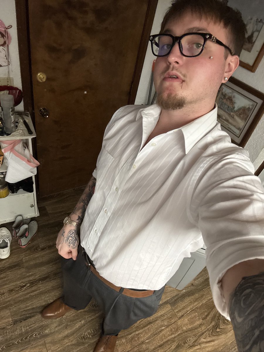daddymarcus918's tweet photo. #OldMoneyAesthetic #ContentCreator    #NSFWCreator #OnlyFansCreator    #TattooModel #MensFashion https://t.co/qNh6UGH94D