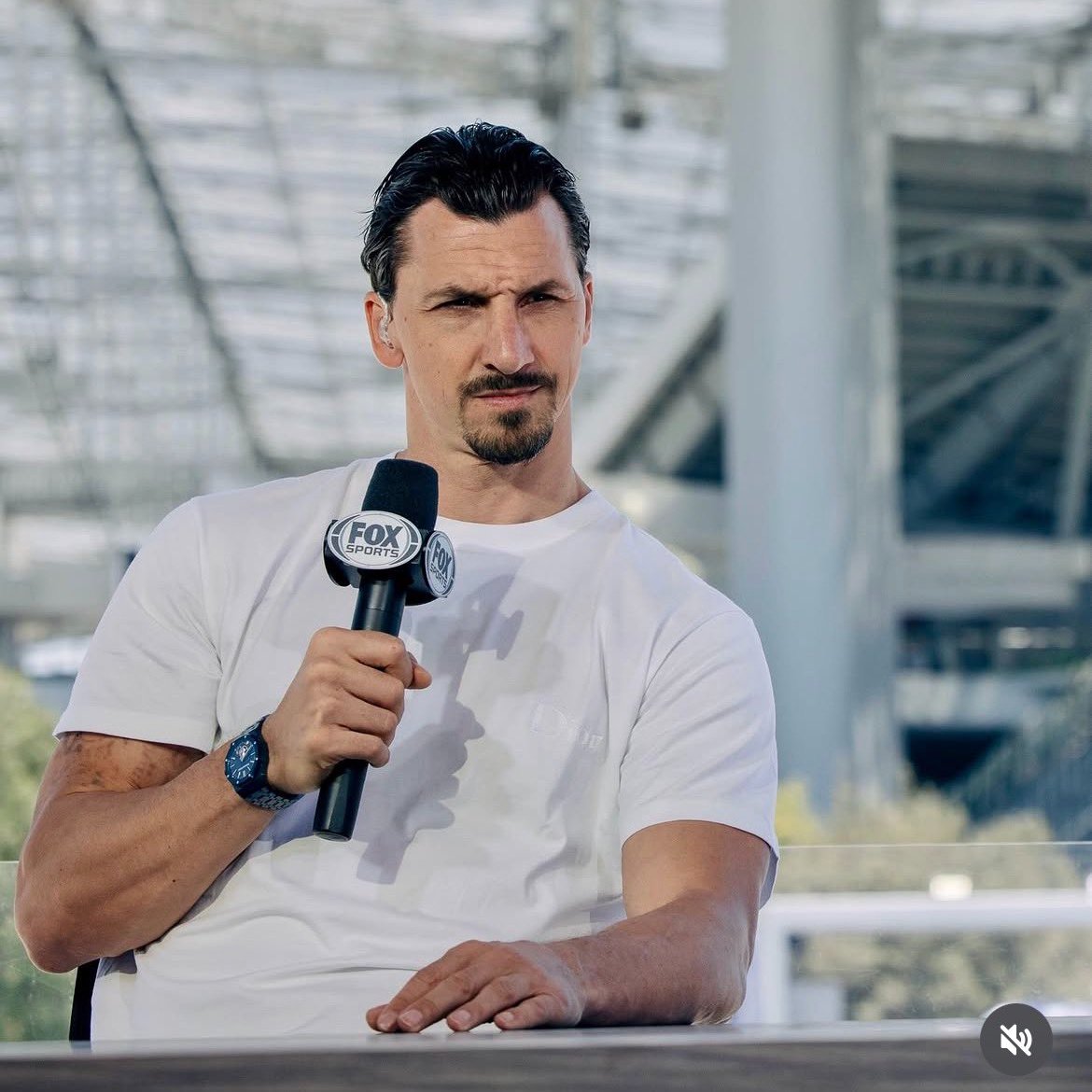 MessiLeoBrasil_'s tweet photo. 🎙️Zlatan Ibrahimovic, na Fox Sports: "O mundo finalmente está percebendo que o Messi estava sendo subestimado o tempo todo ao ser comparado com aquele outro cara. Respeitem o GOAT." https://t.co/fO91LZ1rRG