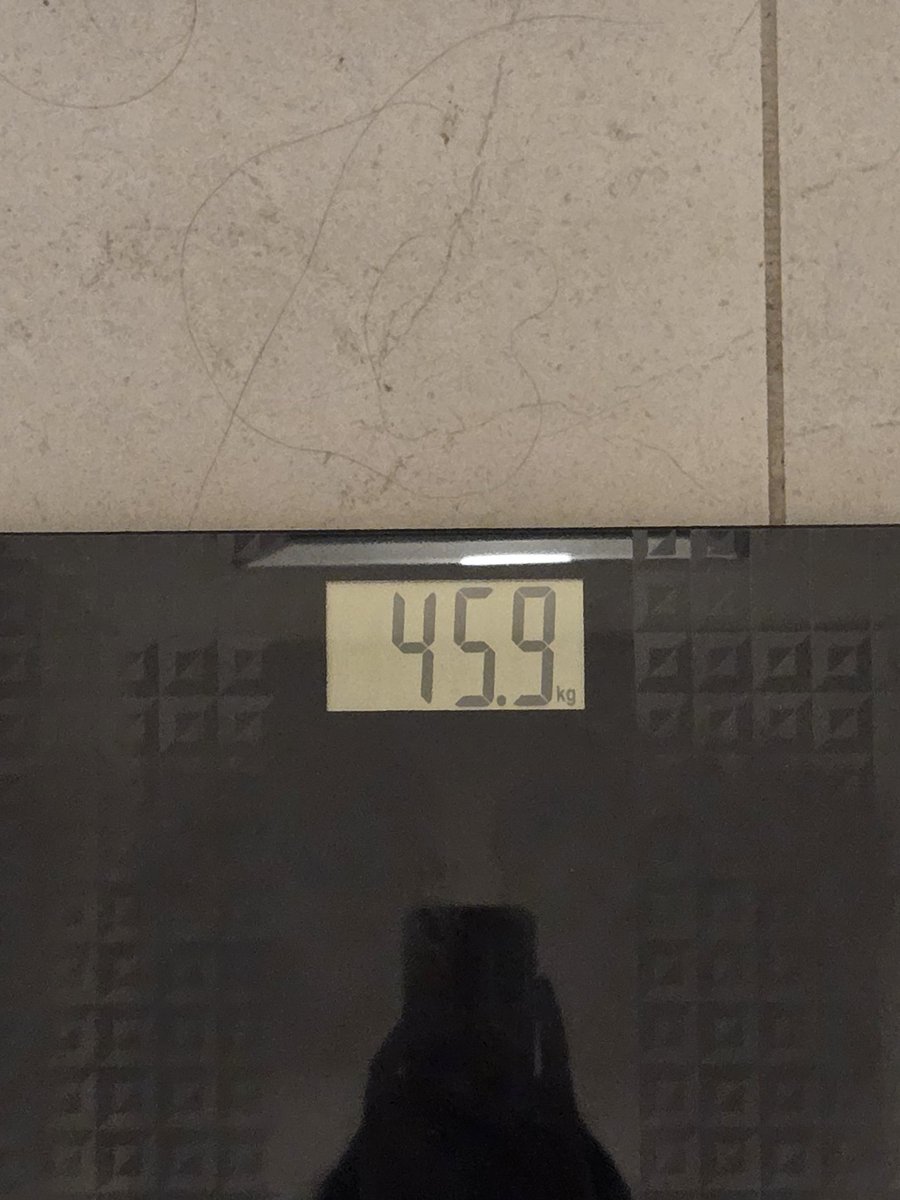 minastarves's tweet photo. does this count as 45 kg first gw🥳🥳 https://t.co/APwqxQke80