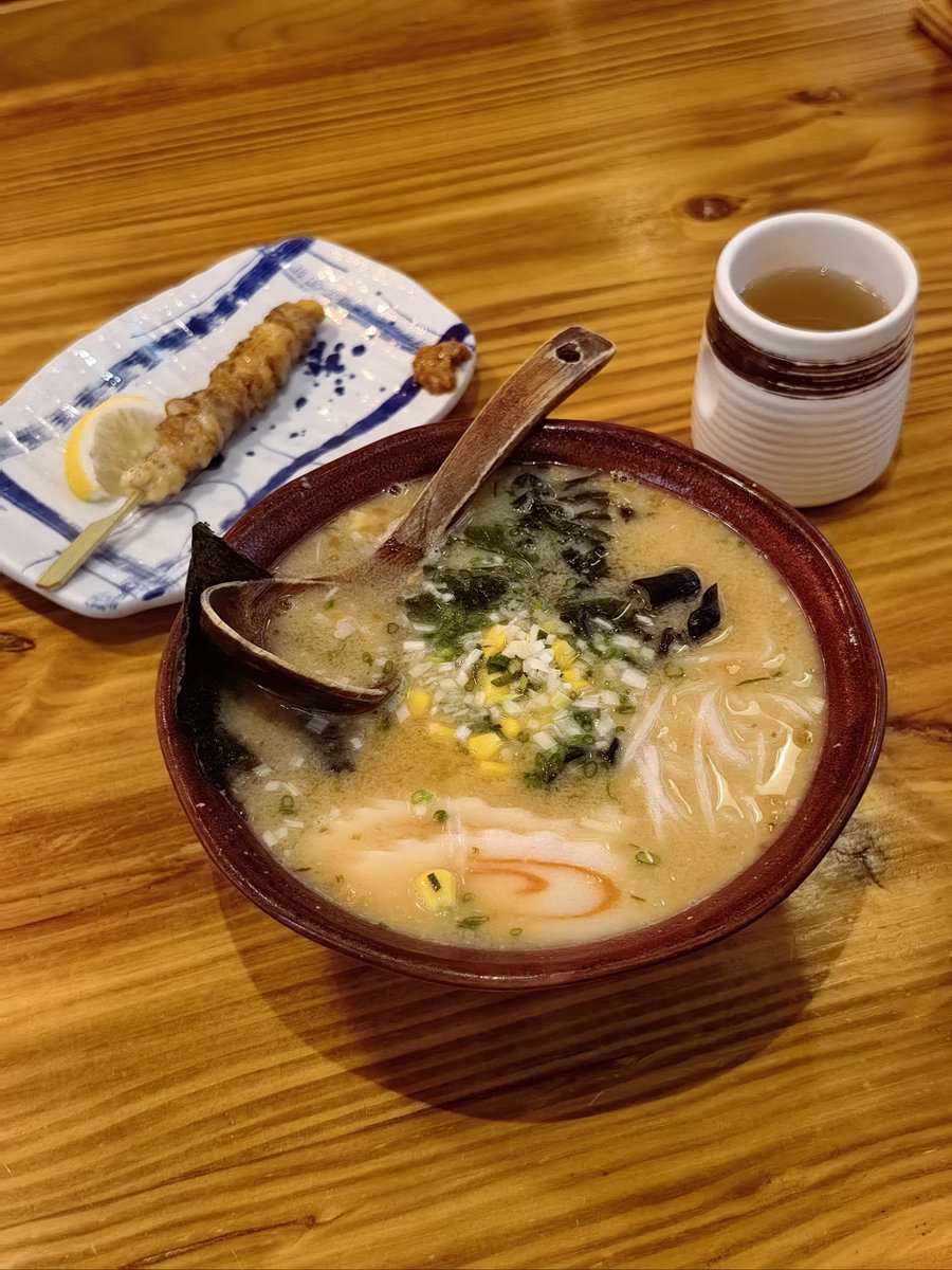 yoonsh0836's tweet photo. Late night cravings met warm miso ramen at our tiny corner stall—steaming bowls, soft chatter, and the quiet kind of comfort that makes every long day worth it. https://t.co/C3AkcWAq9L