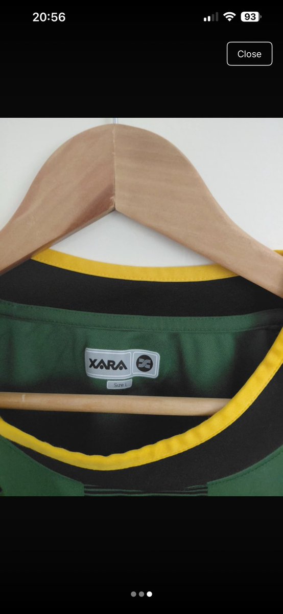 bildunthorne's tweet photo. Any #NCFC fans interested in buying 04-06 away shirt?

Got it for £35 on Vinted in a Large.

Perfect condition just doesn’t fit me. https://t.co/trL32xtS6y