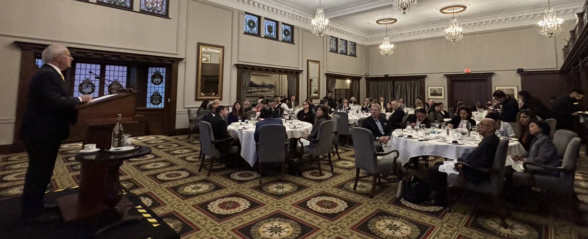 VictorFedeli's tweet photo. It was an honour to address Consuls General and representatives from 39 countries at today’s Consular Corps Association of Toronto meeting.

As the global economic landscape continues to evolve, our government is focused on diversifying trade and unlocking access to new markets that will create opportunities for Ontario businesses and workers.