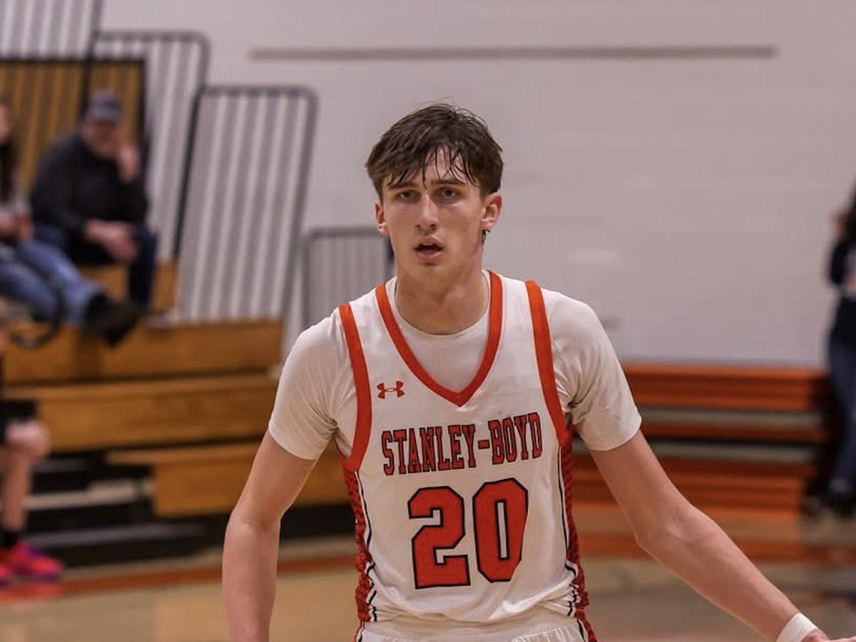 Gibbs_Dan_'s tweet photo. Recruitment Taking Off For 6’10” Charlie Hoel

The rising senior post is now up to three D1 offers

🔗https://t.co/6oRAUiP8JK https://t.co/73egcYhre2