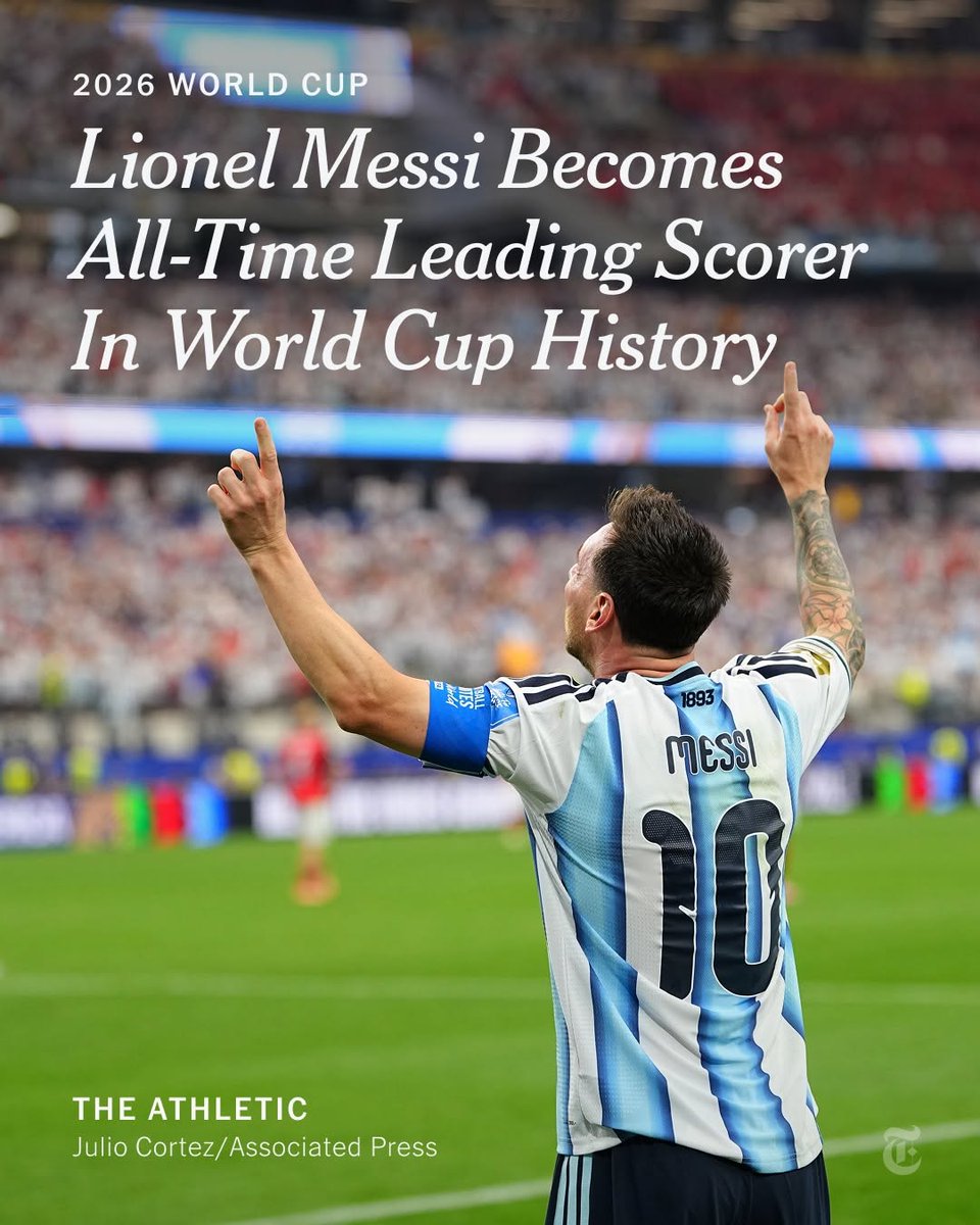 GigzDan's tweet photo. The GOAT
#worldcup #messi #Argentina https://t.co/A6YloiLgrZ