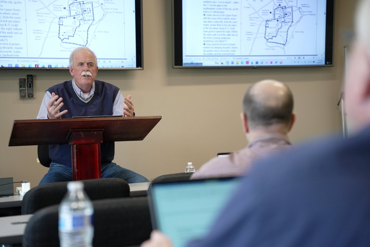 stseminary's tweet photo. Dr. Bookman helps students trace the New Testament's teaching on Israel, the church, and the unfolding plan of redemption--showing how the NT completes, not replaces, the story begun in the OT.
#NTstudies #BiblicalTheology #IsraelintheBible https://t.co/nfydhBqlJT