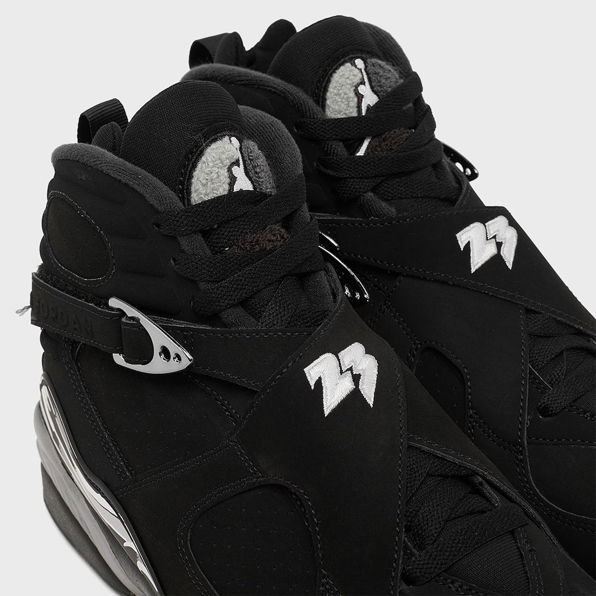 SBDetroit's tweet photo. NEW LOOKS: Air Jordan 8 “Chrome” (2026) 🪙

RELEASE DETAILS:  https://t.co/blQze3tGso https://t.co/k7t3zetq0m