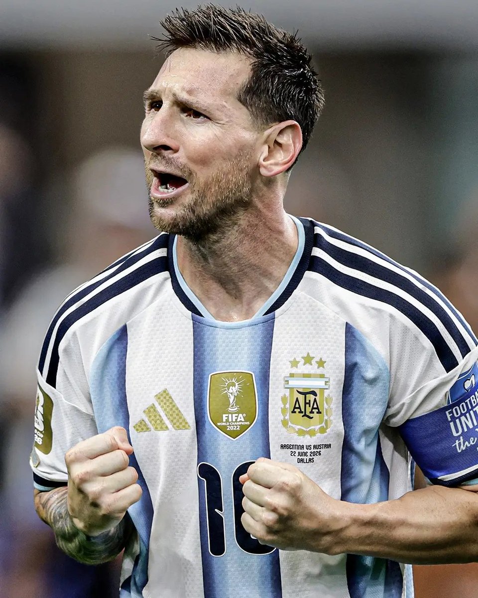 virtualmilli's tweet photo. Wait, did you really think Messi was going to break the record from a penalty? 

That's not GOAT behaviour 🐐 https://t.co/VbCwctczoW