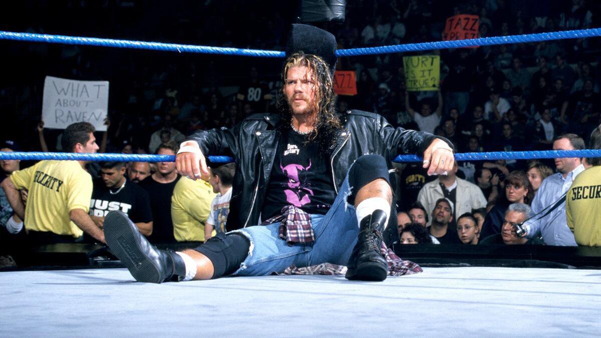 SKWrestling_'s tweet photo. "What about me? What about Roxanne?"
#WWERAW https://t.co/5hy5UnEVbD