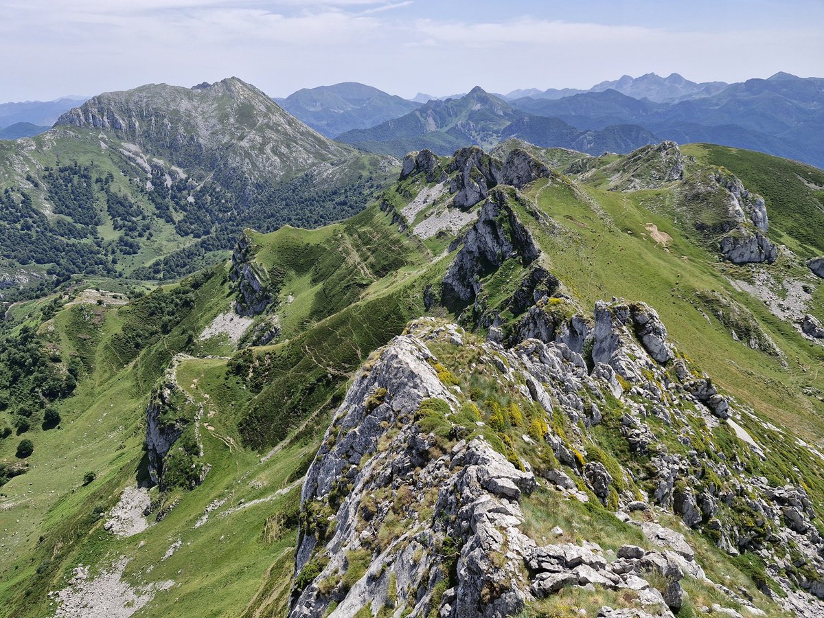 Turi_L8's tweet photo. ⛰️ Tiatordos https://t.co/h8gVkiwNcE
