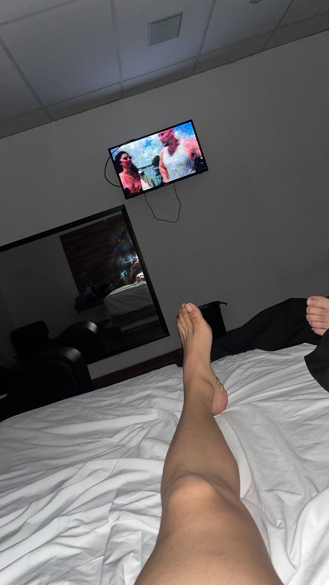 simaria090297's tweet photo. Anoche fue una velada rica con mi cliente frecuente dotado 
Ovio grabamos contenido nuevo 
8442994770 https://t.co/RSJpAKxjel