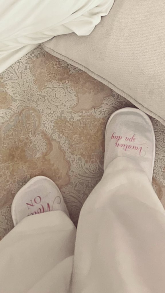 nfalmedlej's tweet photo. Vacation spa day! https://t.co/z7beGuk9rU