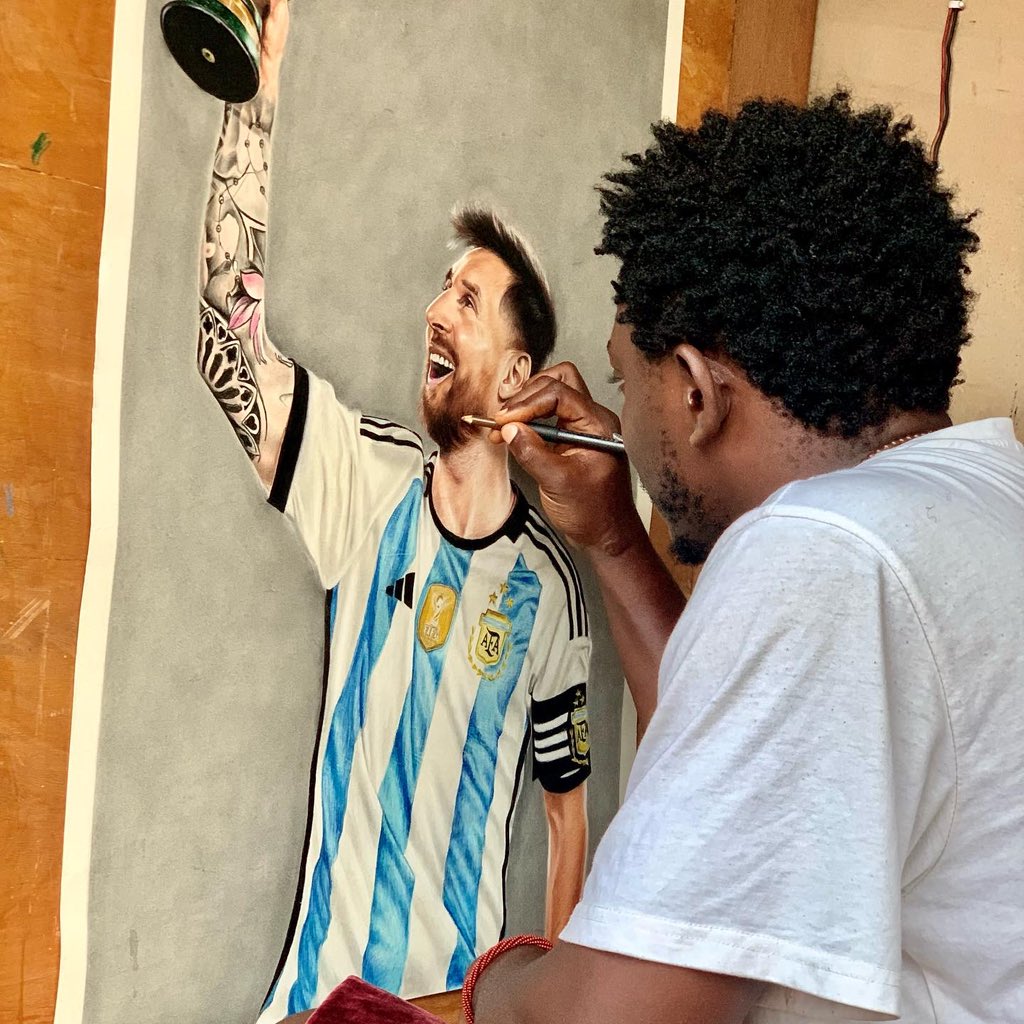 artsam2's tweet photo. @FabrizioRomano Clear road for the greatest 👑 🐐 https://t.co/Y3TZ4W4W8w