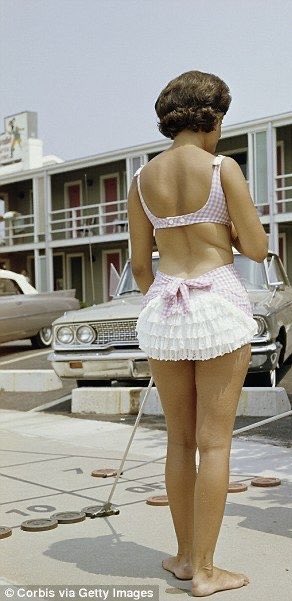 fawnsettas's tweet photo. i need a swimsuit like this https://t.co/eLTRtZ60Pv