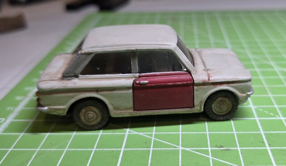 RTSmodelrail's tweet photo. Been restoring this old Corgi Hillman Imp to go alongside a small petrol station I am building in O gauge. https://t.co/Qk3z2azvag