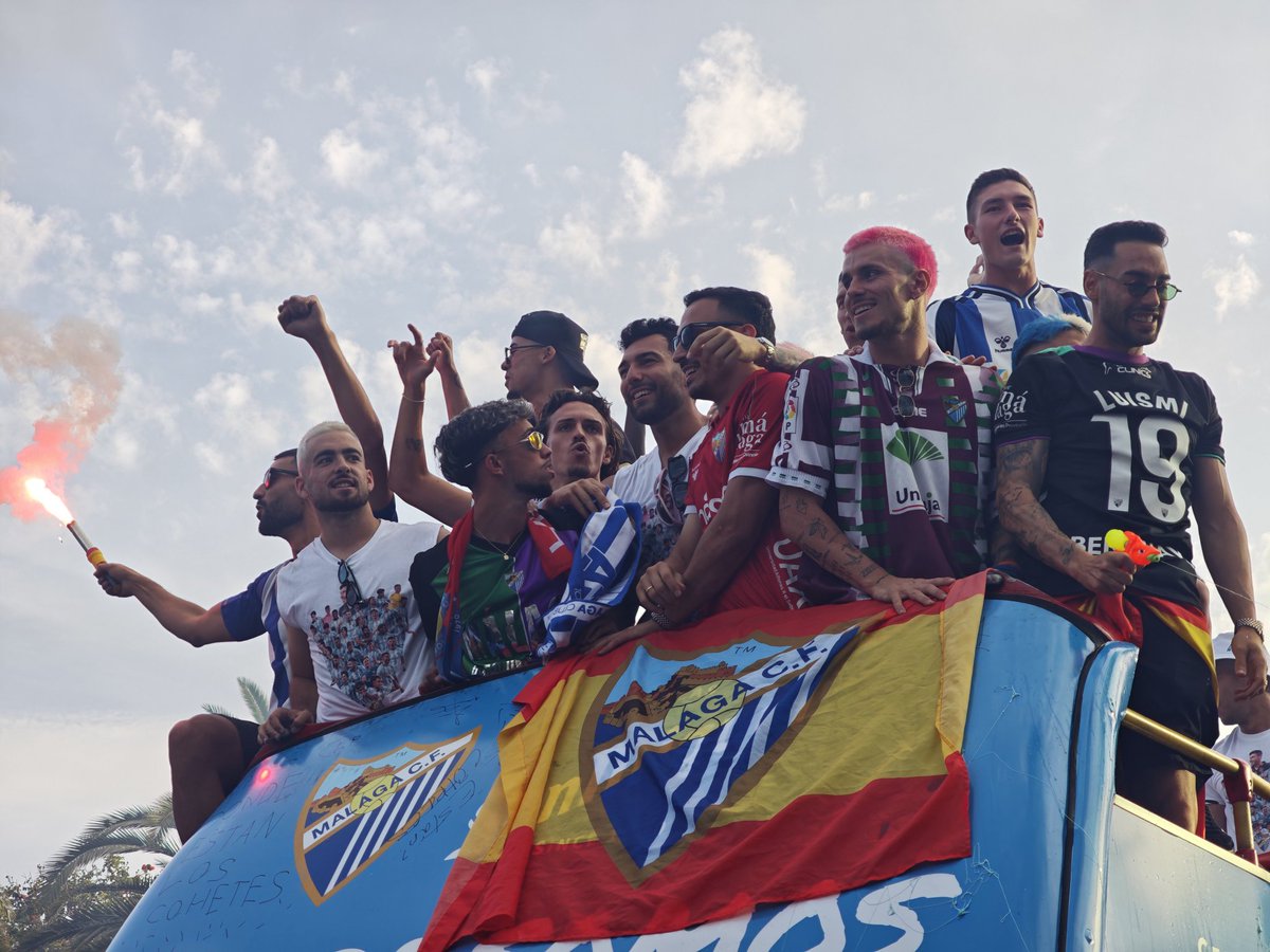 PAWLYTOR's tweet photo. Día inolvidable 🤍💙 https://t.co/beJz3s6pL1