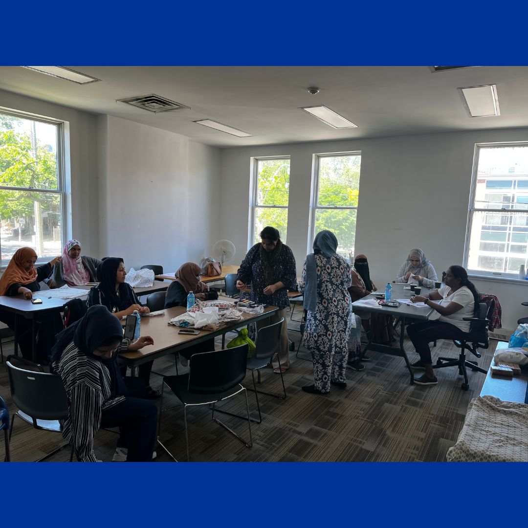 niptoronto's tweet photo. Our community connect members at our new sewing program!
#sewing #craftsmanship #communityconnect #toronto #downtowneast https://t.co/wZqdw1Ttrb
