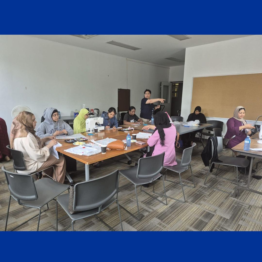 niptoronto's tweet photo. Our community connect members at our new sewing program!
#sewing #craftsmanship #communityconnect #toronto #downtowneast https://t.co/wZqdw1Ttrb