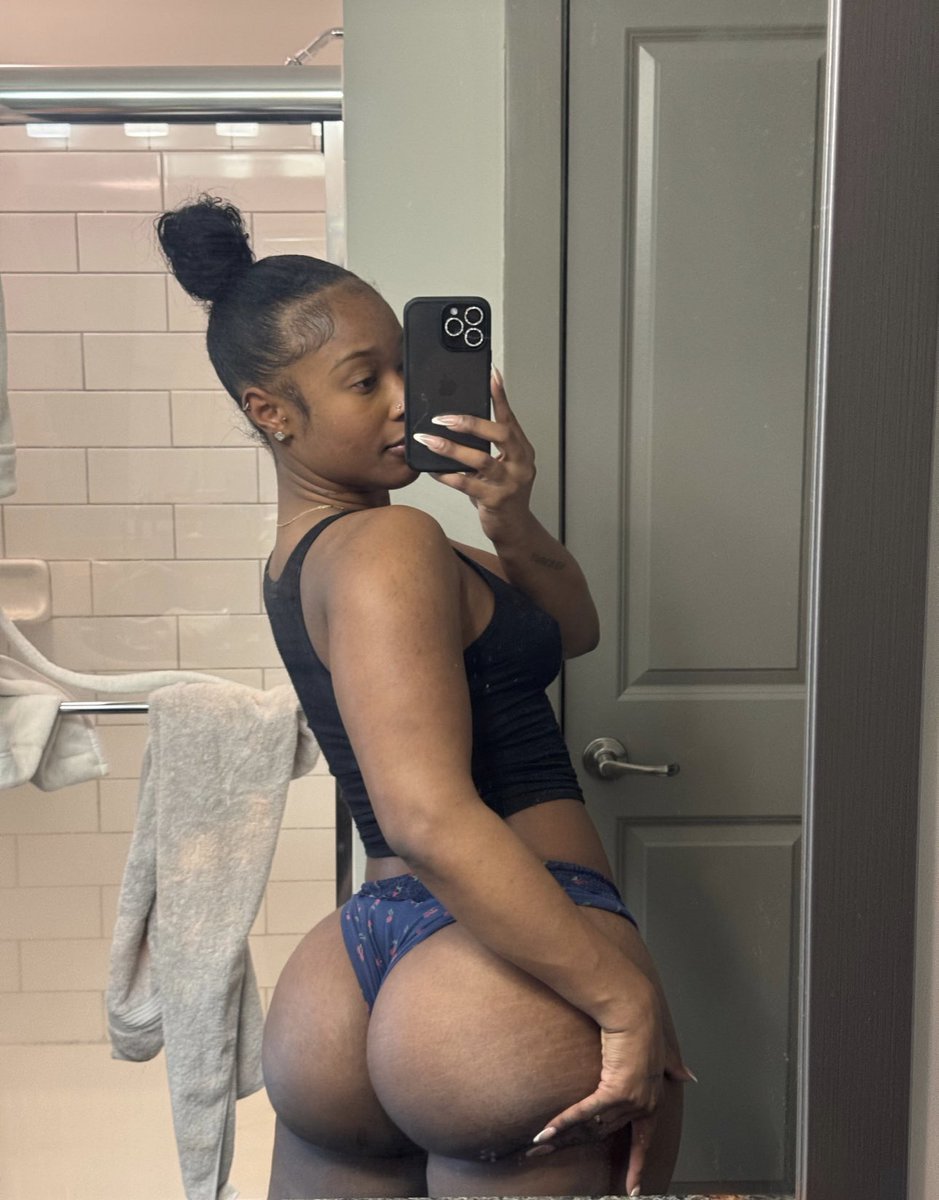 realkey1025's tweet photo. Less talk, more action.🥰🍑 https://t.co/fqfE8aVjBQ