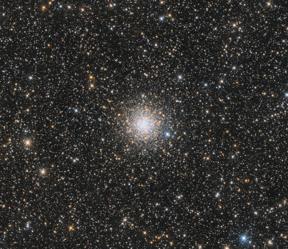 chucksastropho1's tweet photo. My latest - M56.  It's an ancient globular star cluster located approximately 32,900 light-years away from Earth in the constellation Lyra.  I used my Celestron RASA telescope and ZWO ASI533MC color camera. https://t.co/Zguz1QTbZc