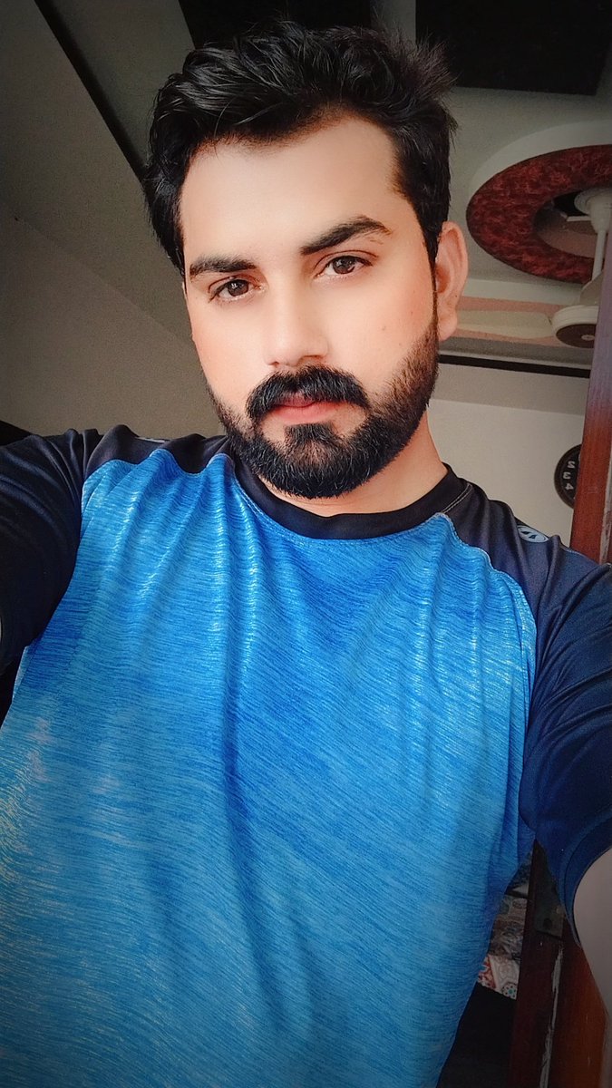 SahirJutt18's tweet photo. Keep knocking on the door of Allah. Especially when something is considered as impossible. I mean come on, you aren't asking just anybody. You're asking the master of all miracles, the most loving, the most generous. https://t.co/jaQw2CTZk3