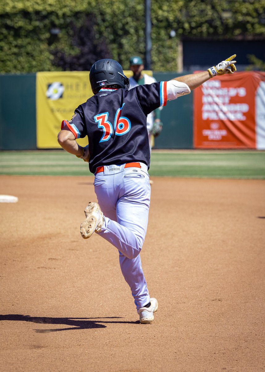 CalBaseball tweet picture