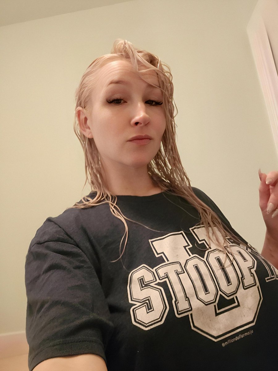 adawnn22's tweet photo. I just love when I'm feeling myself. 🥰 https://t.co/1v4Civ7EHk