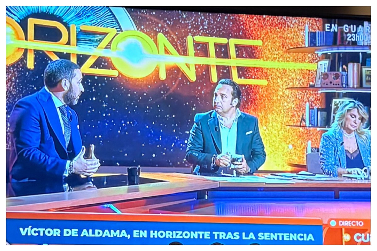 SergioGMartnez's tweet photo. Hola 👋 @Yolanda_Diaz_, que dice Aldama que lo mismo tienes que contar lo de las facturas falsas que le colabas a Hacienda. https://t.co/WsLRQpfQPQ