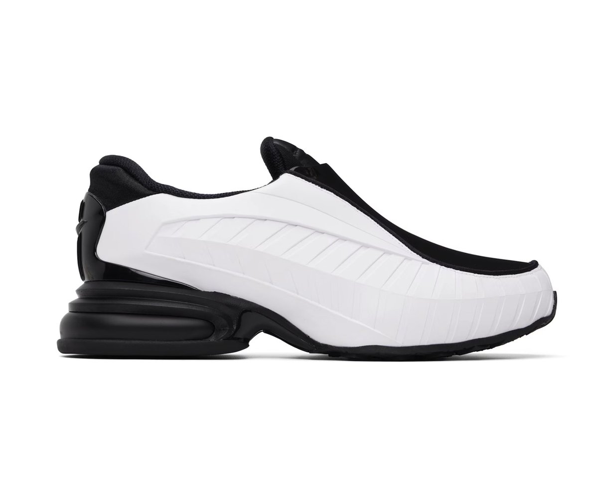 SOLELINKS's tweet photo. Ad: Dropped via SSENSE
Comme des Garçons Homme Plus x Nike Air Max Dolce ‘White/Black’
=> https://t.co/V537bzHWPV https://t.co/MUpdsBiZkO