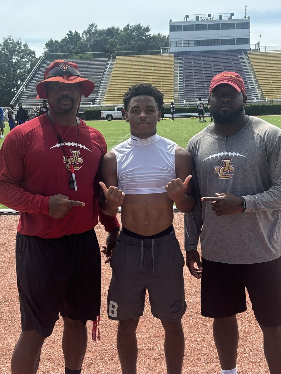 jaxon_dbs's tweet photo. after a great camp and conversation with coach @coach_lakes and @clpollard21 i am BLESSED to receive my first offer from jones community college. 
#AGTG @Coach_JenkDawg @MossPointFB  @Coastfootball @PrepRedzoneMS https://t.co/CA3tELHrOp