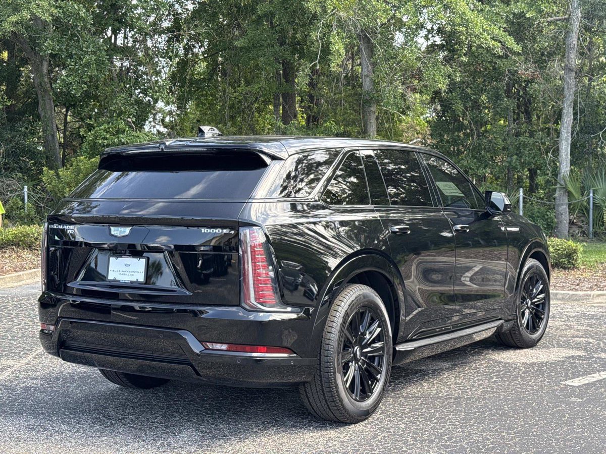 FieldsAuto's tweet photo. All electric. All presence. ⚡The 2026 Cadillac Escalade IQ in Black Raven is on our lot now at Fields Cadillac Jacksonville. Stock No. TU101170 | Call our team at (904) 778-7700 or visit https://t.co/wh9p3MjiuA
_
#Cadillac #EscaladeIQ #CadillacEV #LuxuryEV #FieldsAuto https://t.co/0VGm5pk61A