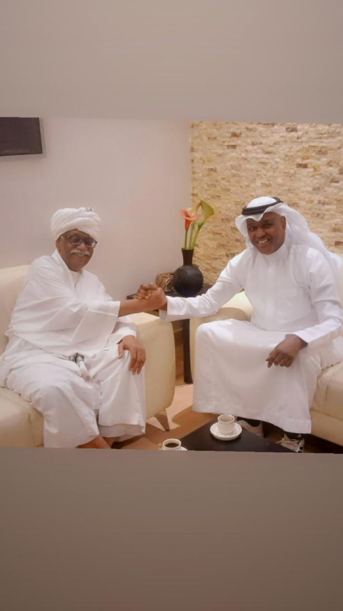 AbdullaFallatah's tweet photo. سعدت بزيارة سعادة سفير جمهورية السودان السابق لدى المملكة الأستاذ عادل بشير حسن بمكتبنا للمحاماة والاستشارات القانونية، وكان لقاء مثمر
وتفاجأت خلال الاجتماع أن السفير رياضي بالوراثة فوالده كان رئيس لنادي المريخ https://t.co/4UrkVQeMV7