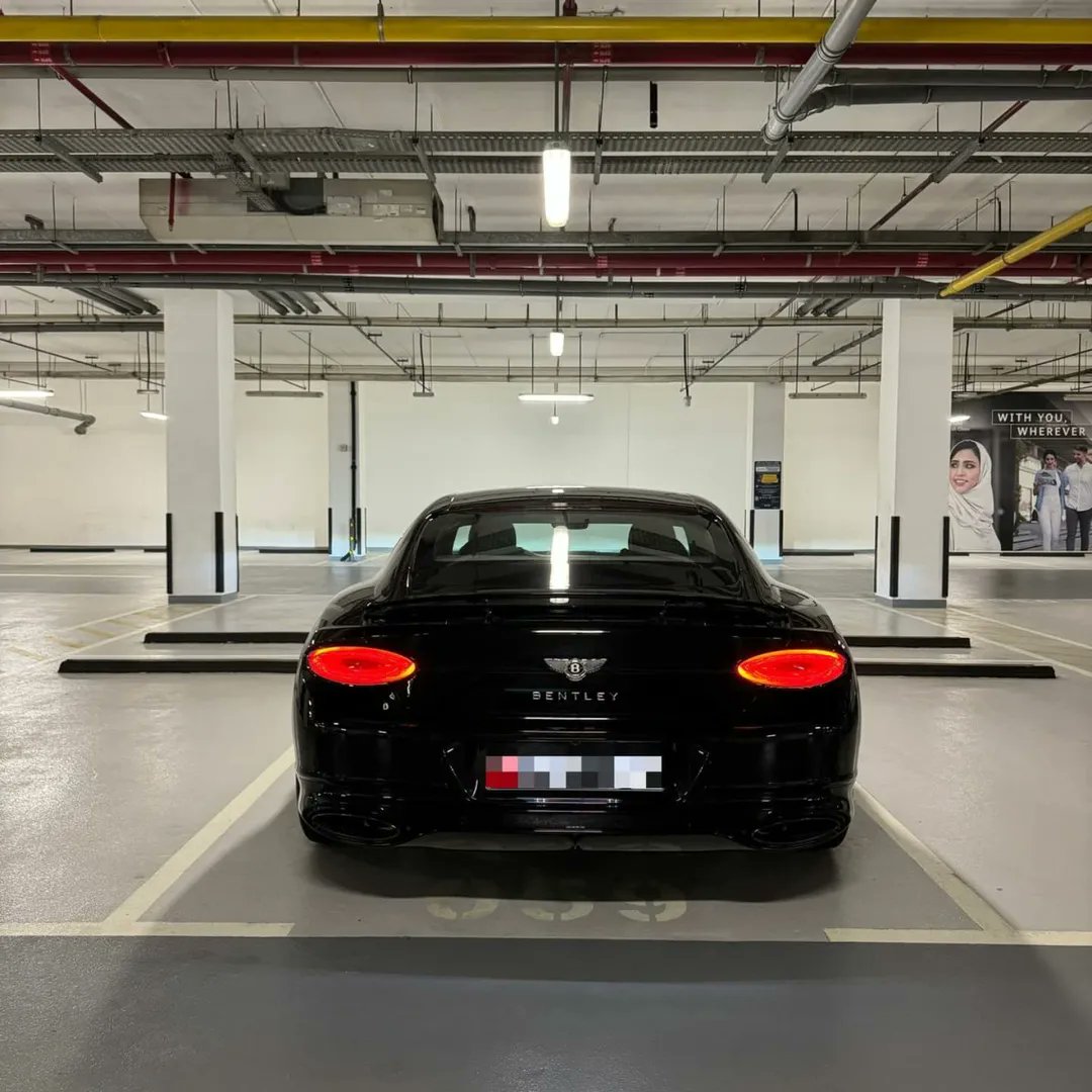 nocarcontext's tweet photo. BENTLEY 🖤🖤 https://t.co/Z3oJxGZIOe