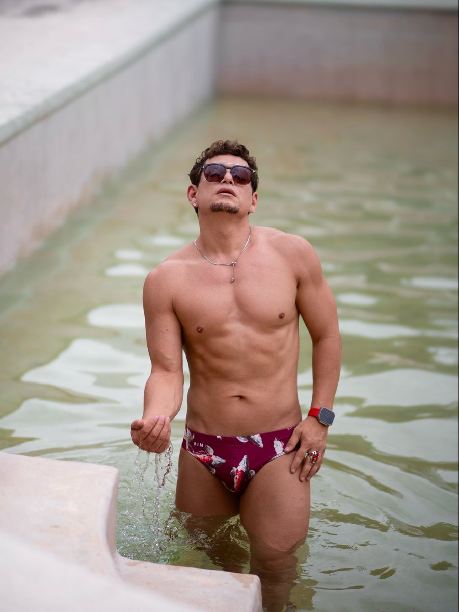 BelloCampeon's tweet photo. Hay fuegos que ni el agua puede apagar. 💦🔥 https://t.co/A0oJzDVD0Y
