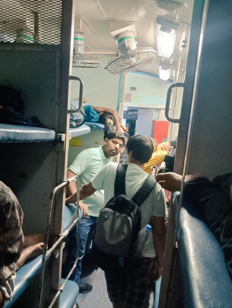 sharm_pawan's tweet photo. There is heavy overcrowding in the general coach-like manner in S4 coach of Train No. 12371 from Pratapgarh to Lucknow. No TTE has visited the coach so far. Kindly take immediate action and ensure passenger safety and comfort." https://t.co/GfOEeSWXNs