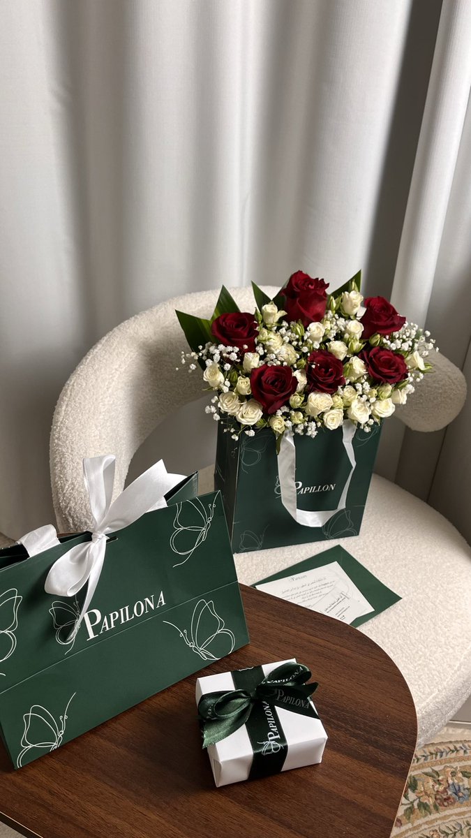 pvvuu0's tweet photo. المُحب يجد طريقه دائمًا : https://t.co/cjdT2b4rdY