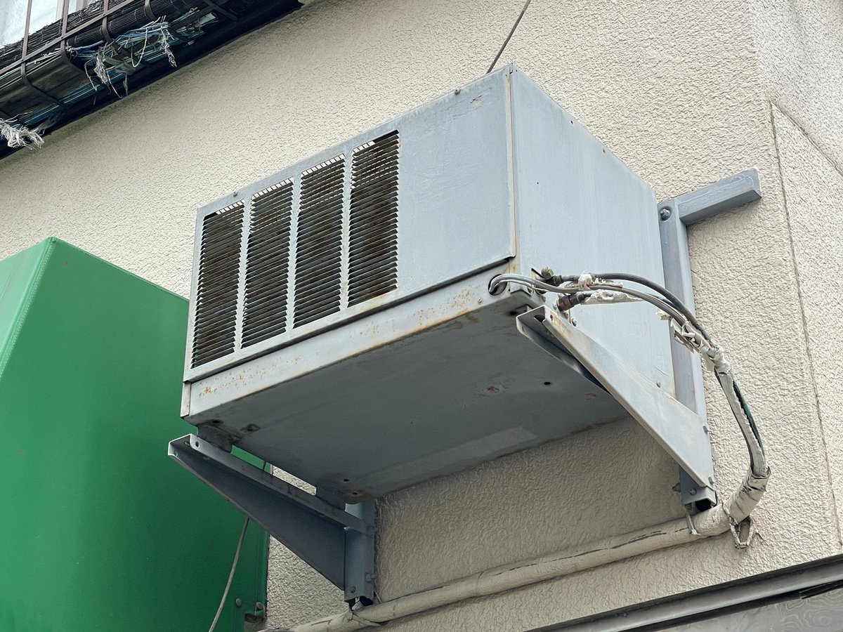 室外機