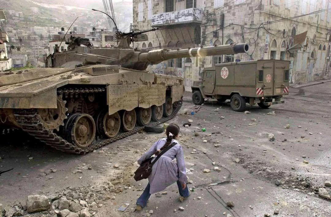 aseelswaid9's tweet photo. Palestine 2003 https://t.co/hhdmFvEJ33