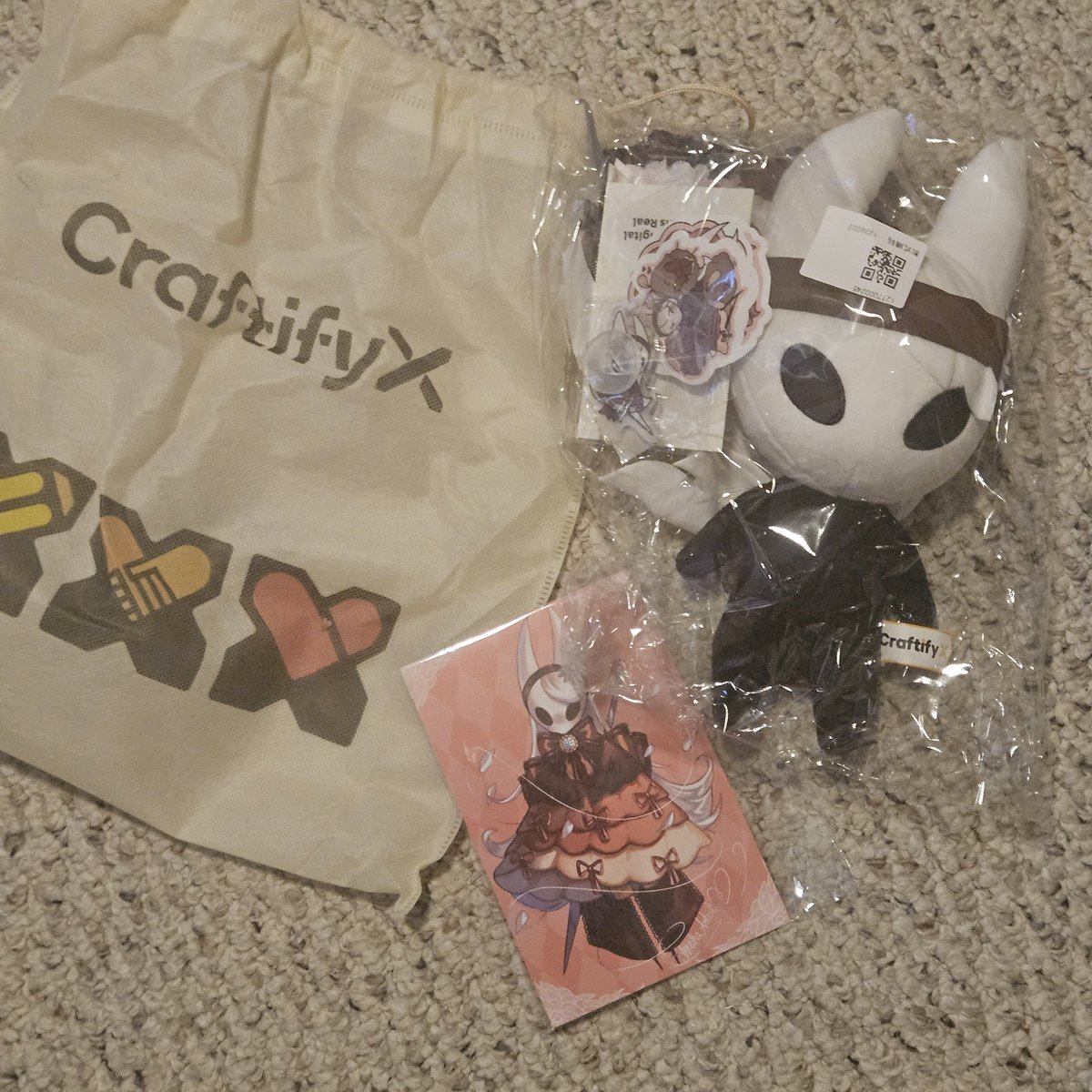 GalaxyAdoll's tweet photo. Un mes viajando pero sobrevivió jaja 🥺❤️ https://t.co/AA10suPoQp