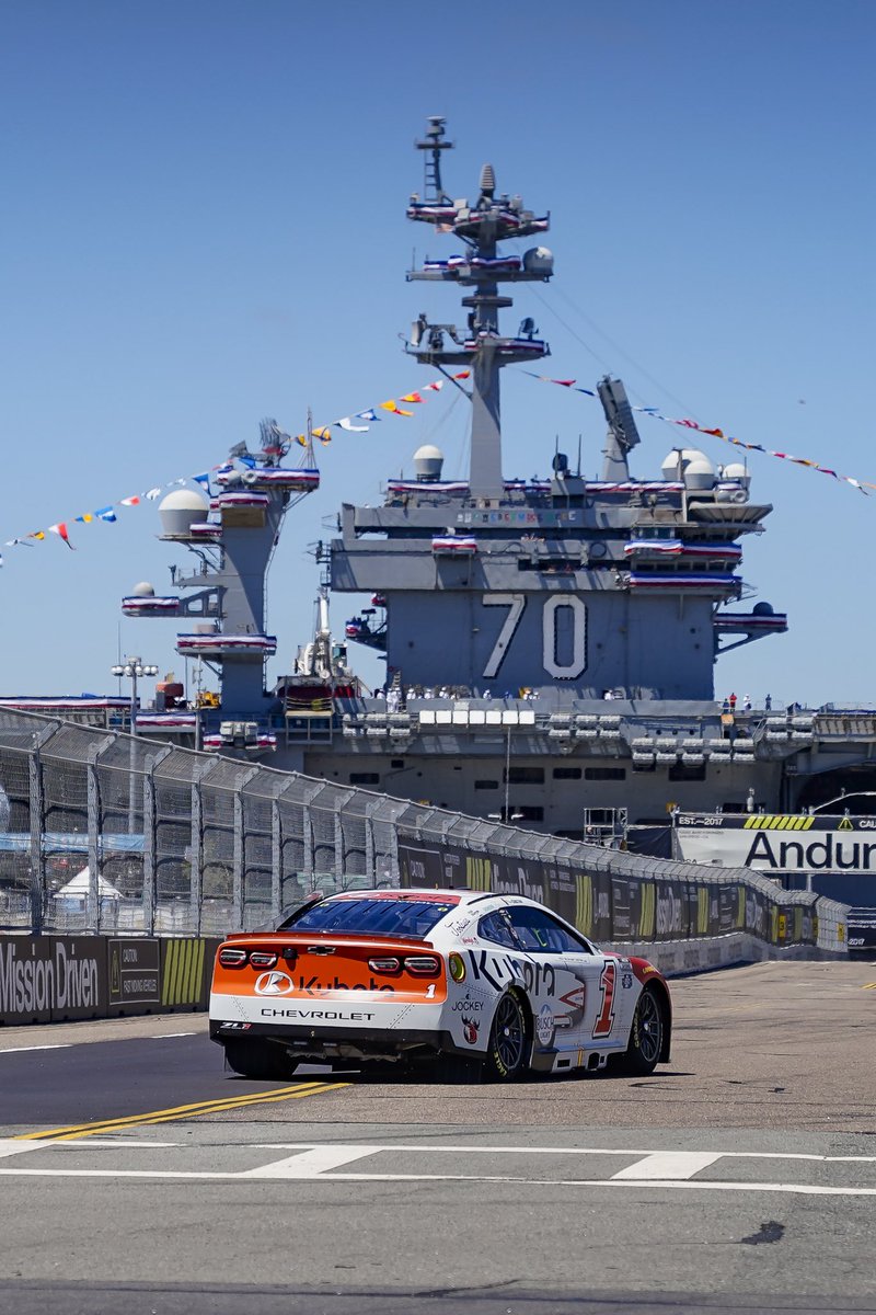 RossChastain's tweet photo. Great weekend in San Diego and capped it off with a top-10! The 1 team is making some great gains the past couple of weeks, let’s keep it rolling in Sonoma. 🙌 https://t.co/pBMNyXRBmv