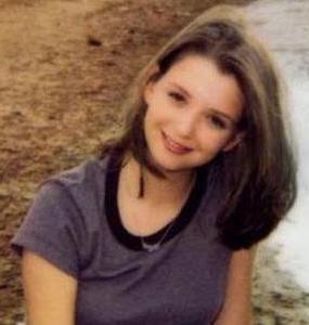 KidBacteria's tweet photo. I ask Pope Leo XIV to name Rachel Joy Scott and Cassie René Bernall as "Honorary Saints" in the Roman Catholic Church. 

Cassie and Rachel sacrificed their lives at Columbine High School on April 20, 1999. 

@Pontifex: Rachel and Cassie are faith-based angels who should be "Honorary Saints". #columbine #popeleo #cassiebernall #rachelscott @denverpost