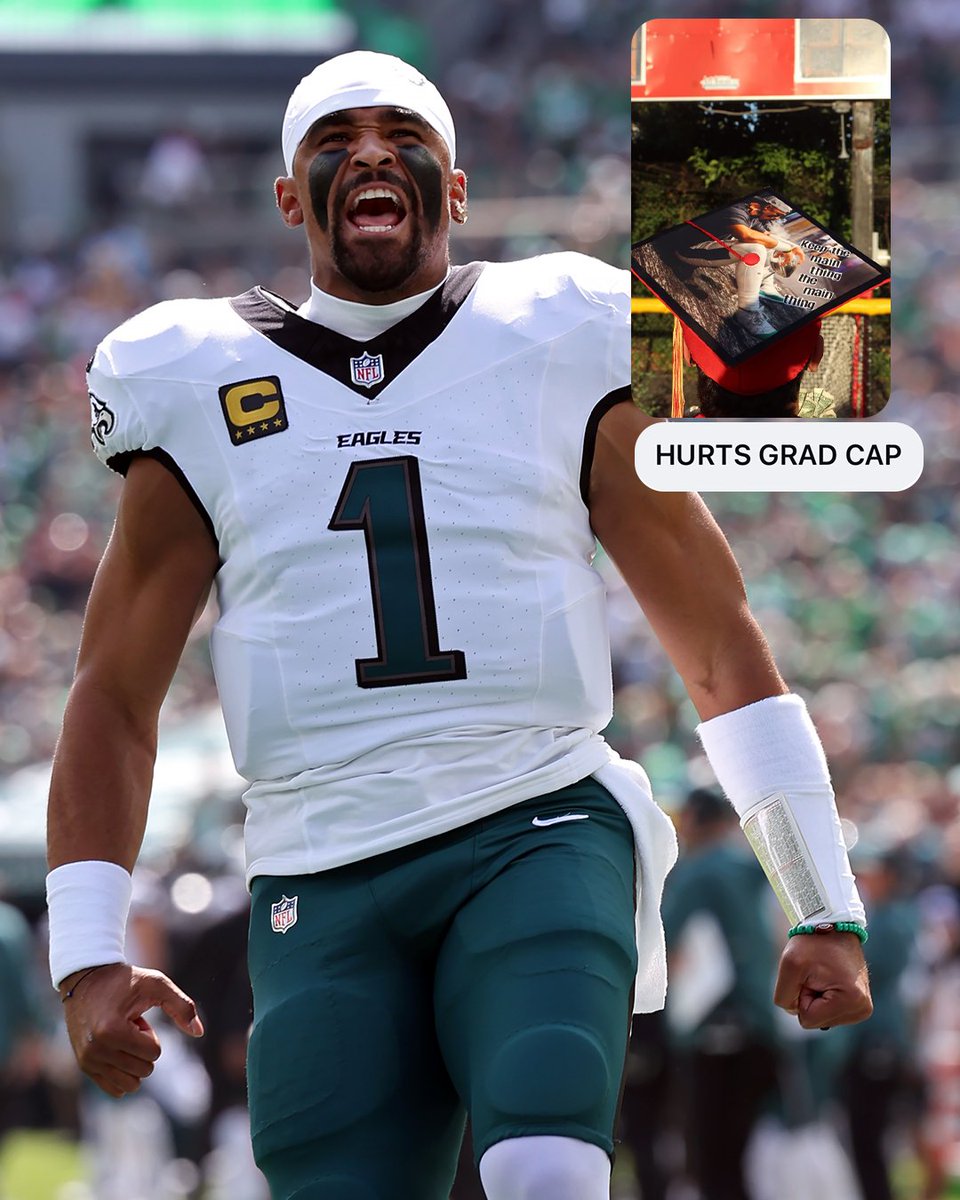 Eagles's tweet photo. Shoutout sock guy fr https://t.co/rOuqVeXhp4
