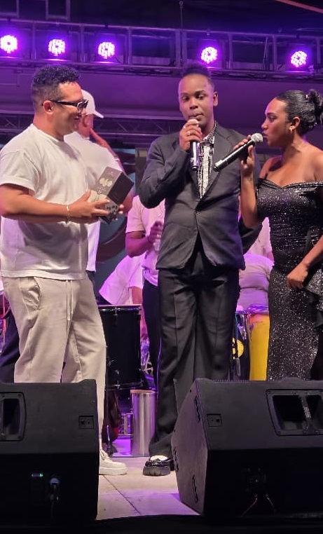 MeliaCuba's tweet photo. Se puso muy buena la noche al ritmo de Maykel Blanco y su Salsa Mayor🎺🥁🎹
Fue una experiencia maravillosa y nos encantó tenerles a todos en Meliá Trinidad Península 😃 ¡Más sorpresas, muy pronto!
#MeliaCuba https://t.co/QRedQHp6mx