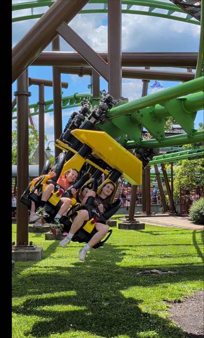 KICentral's tweet photo. Woodstock’s Air Rail was formerly called Flying Ace Aerial Chase (2009-2023) and Rugrats Runaway Reptar (2001 – 2009). Did you ride it under all three names and themes?
#KICentral #KingsIsland #coasters #rollercoasters #sixflags #amusenentparks #themepark #themeparks https://t.co/ZuqUxevyXi