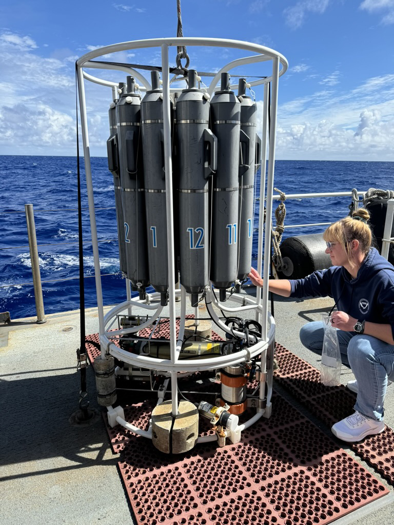 oceanexplorer's tweet photo. What’s in a name? In the case of the CTD, quite a lot. It stands for “conductivity, temperature, and depth,” and refers to a package of electronic devices used to detect how conductivity and temperature of water changes relative to depth. Learn more here: https://t.co/gcHojnN1JH https://t.co/Eru48RJtxY