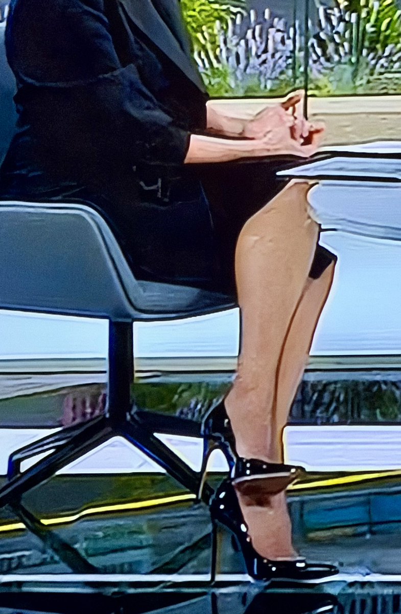 her_nylons2's tweet photo. Amazing heels Kelly you know what you’re doing !! https://t.co/2BB2b3snWP