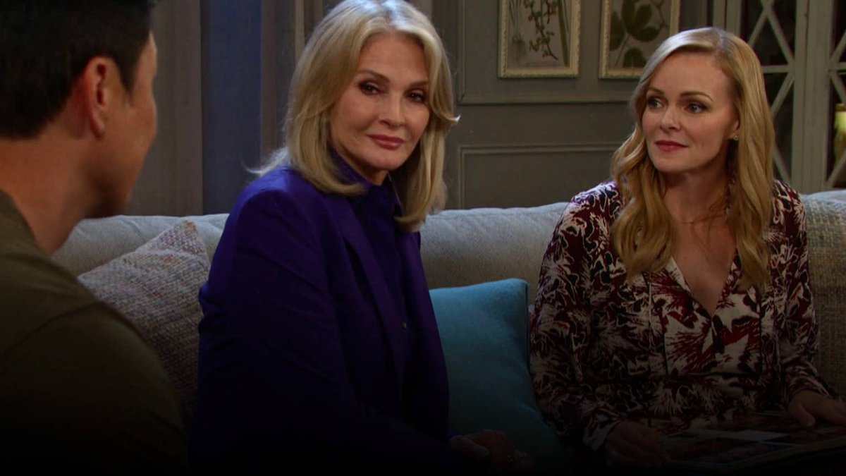dcconfidential's tweet photo. Marlena (@DeidreHall) Celebrates 50 Years in Salem! [Recap] #DAYS 
https://t.co/M7XCOCd2gA https://t.co/Py6rsHXiI1